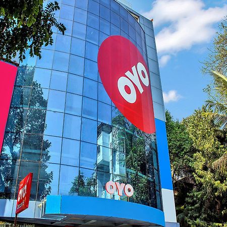 Oyo 11089 Hotel Deccan 8 Pune Zewnętrze zdjęcie